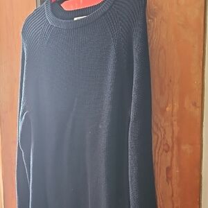 Old Navy Men's Dark Blue Crewneck Sweater